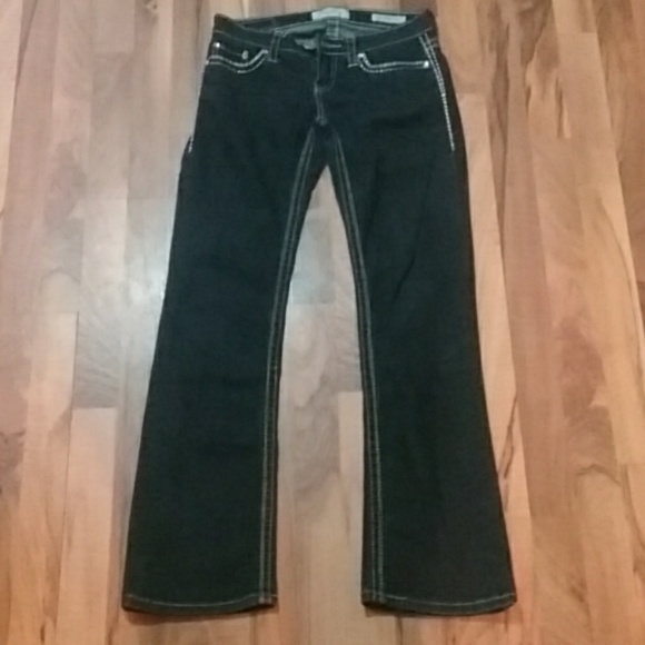 Jeans - Picture 1 of 2